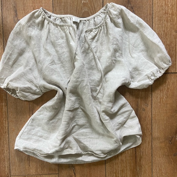 Alfred Aritzia 100% linen prairie peasant top - Picture 1 of 3